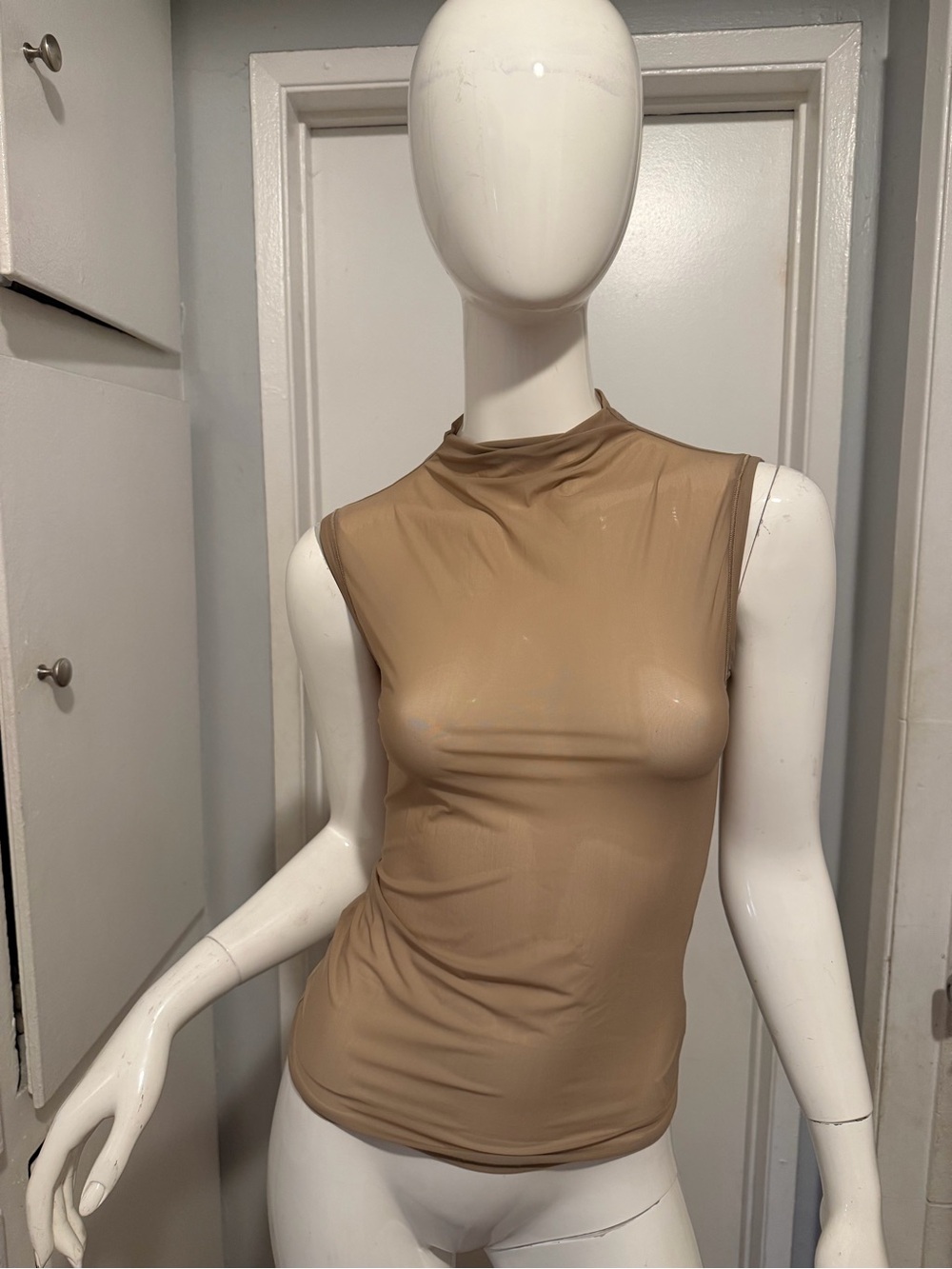 ATHLETA Apero Mesh Tank in Brownstone Beige Size Small - Picture 3 of 6